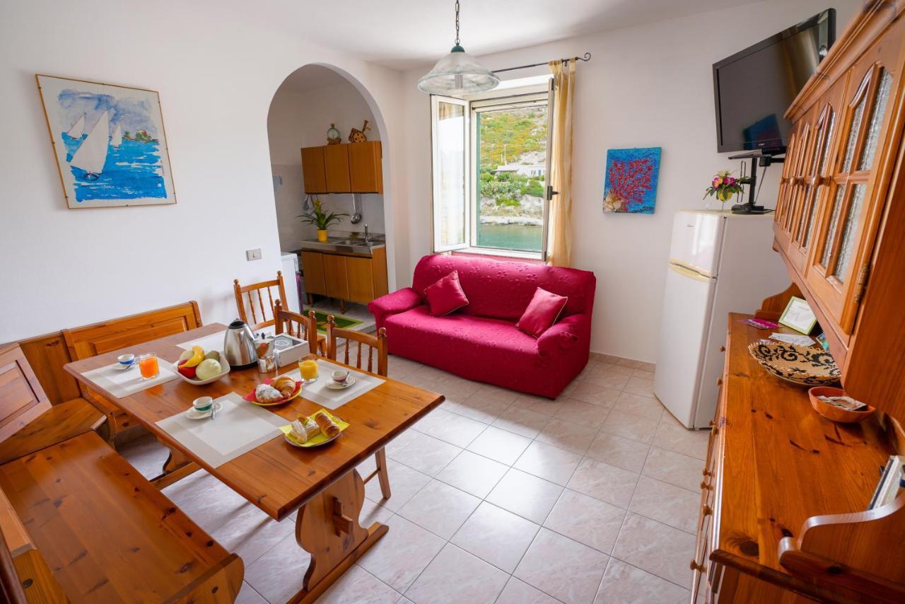 B&B Del Porto Bosa Marina Ngoại thất bức ảnh